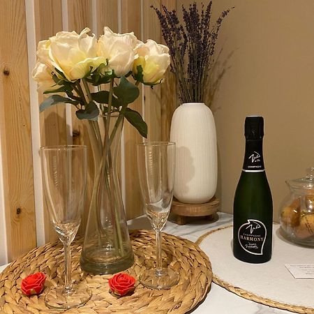 Appartement - Parking Prive Gratuit, Proche Centre-Ville Et Gare De Saint-Omer Сент-Омер Экстерьер фото
