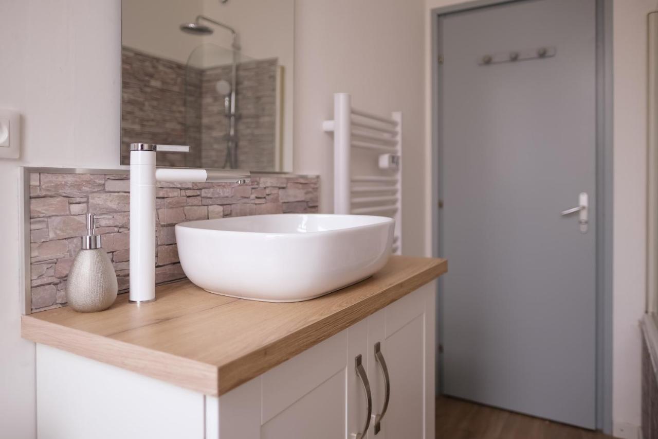 Appartement - Parking Prive Gratuit, Proche Centre-Ville Et Gare De Saint-Omer Сент-Омер Экстерьер фото