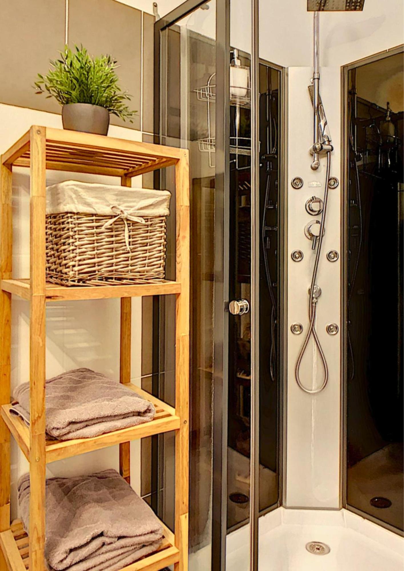 Appartement - Parking Prive Gratuit, Proche Centre-Ville Et Gare De Saint-Omer Сент-Омер Экстерьер фото