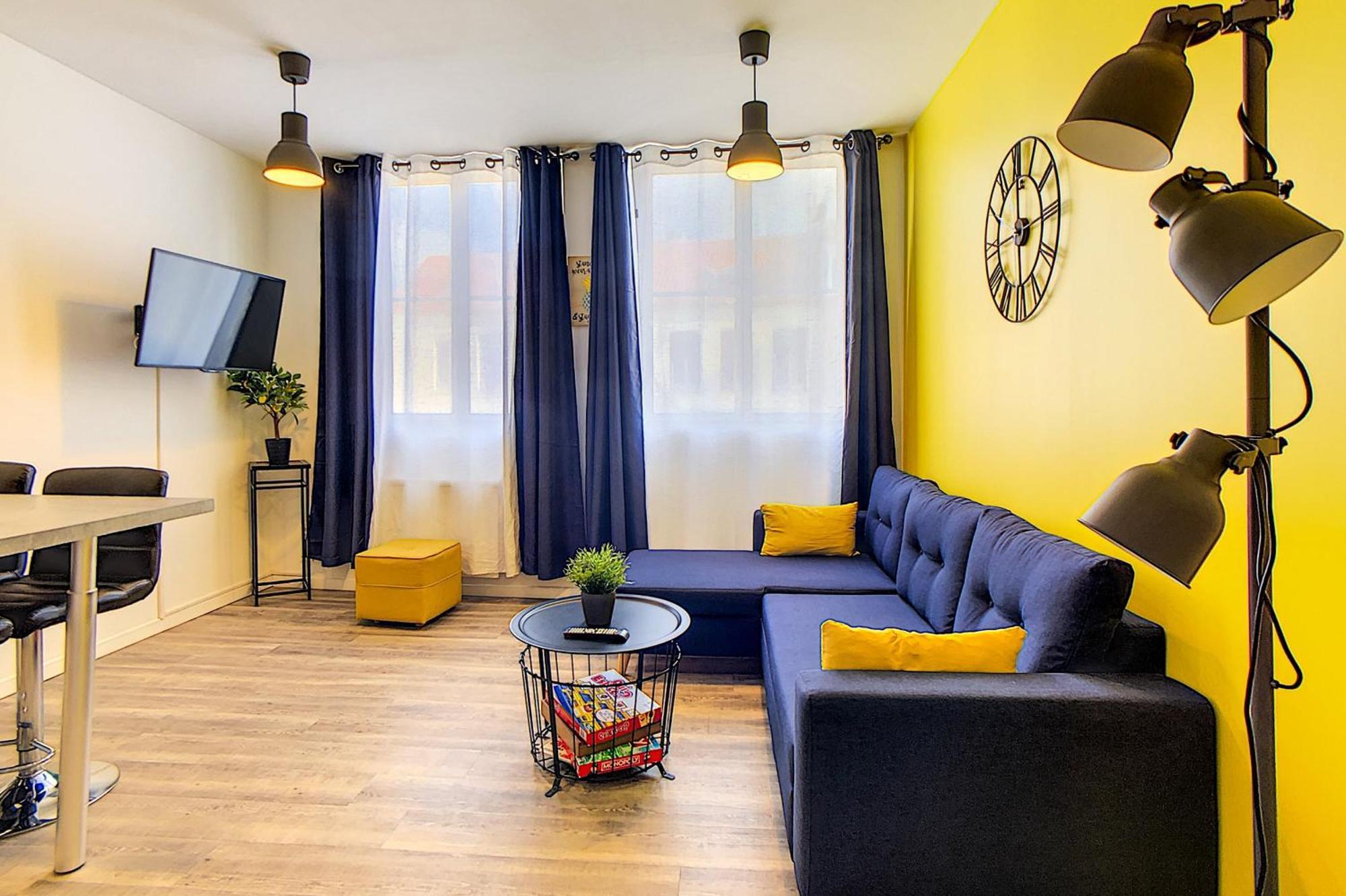 Appartement - Parking Prive Gratuit, Proche Centre-Ville Et Gare De Saint-Omer Сент-Омер Экстерьер фото