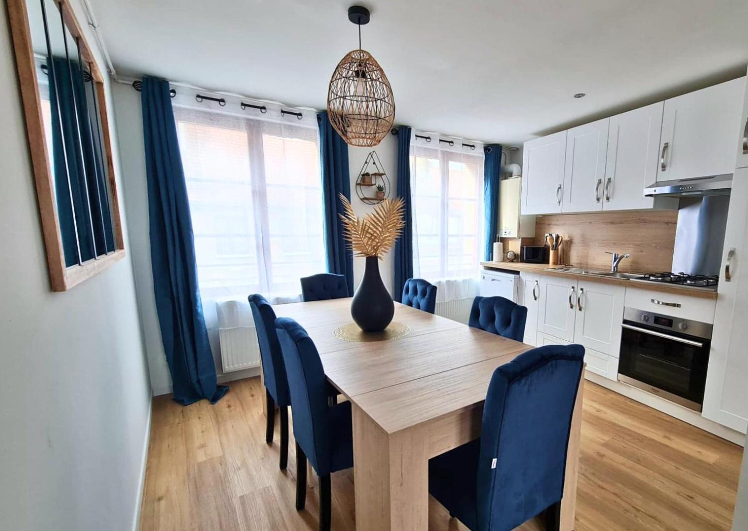 Appartement - Parking Prive Gratuit, Proche Centre-Ville Et Gare De Saint-Omer Сент-Омер Экстерьер фото
