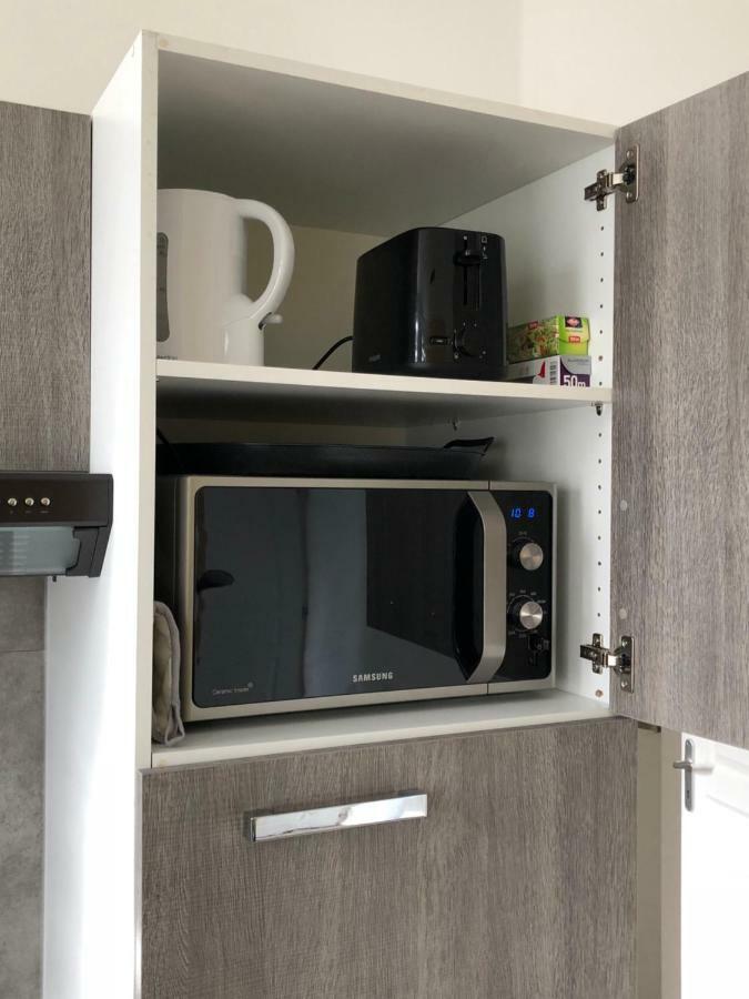 Appartement - Parking Prive Gratuit, Proche Centre-Ville Et Gare De Saint-Omer Сент-Омер Экстерьер фото